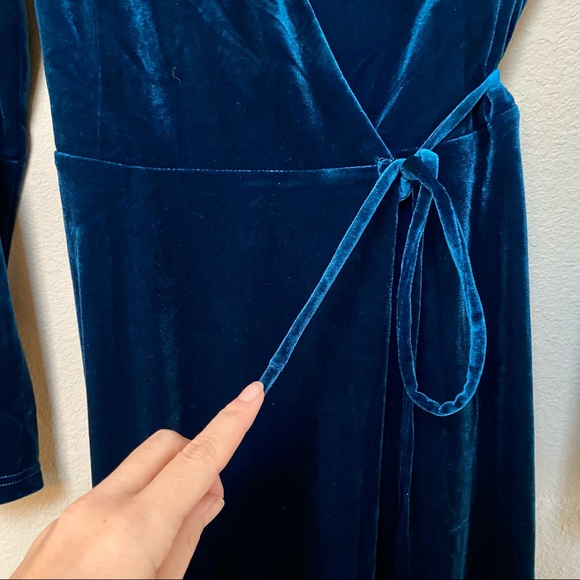 🆕 Teal Blue Longsleeve Velvet Wrap Maxi Dress 🌿 - Picture 9 of 12